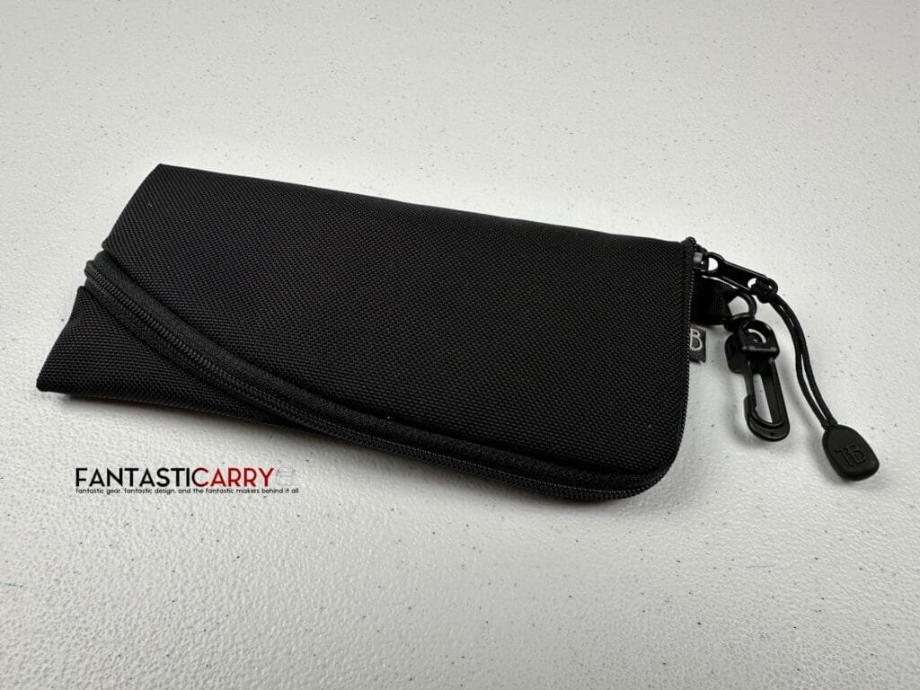 Tom Bihn Ghost Whale Organizer Pouch - Small - in Black and Nebulous Grey Ballistic