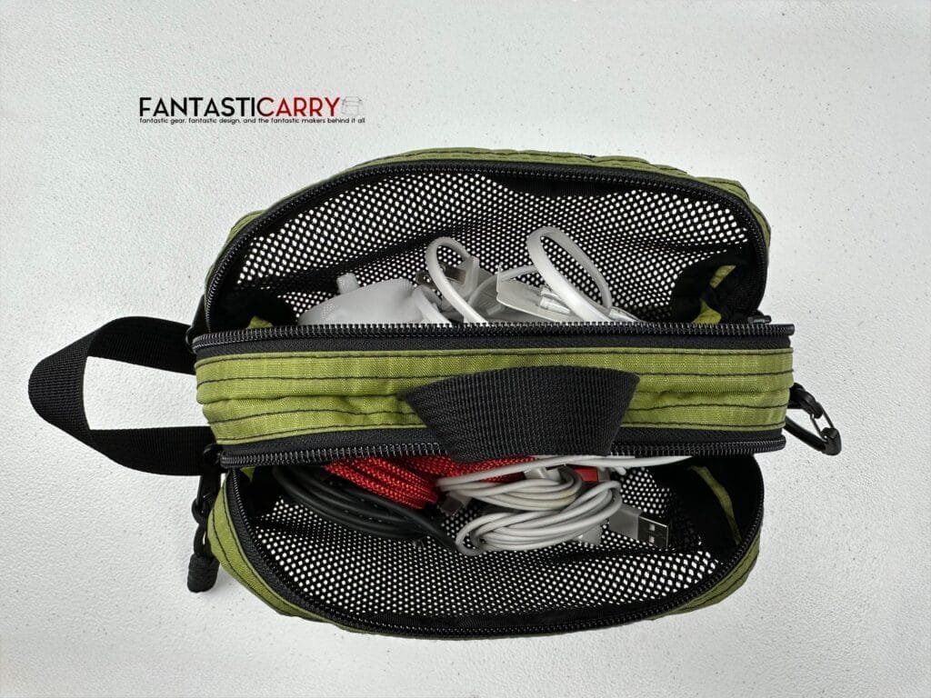 Tom Bihn Small Snake Charmer in Moss Cerylon