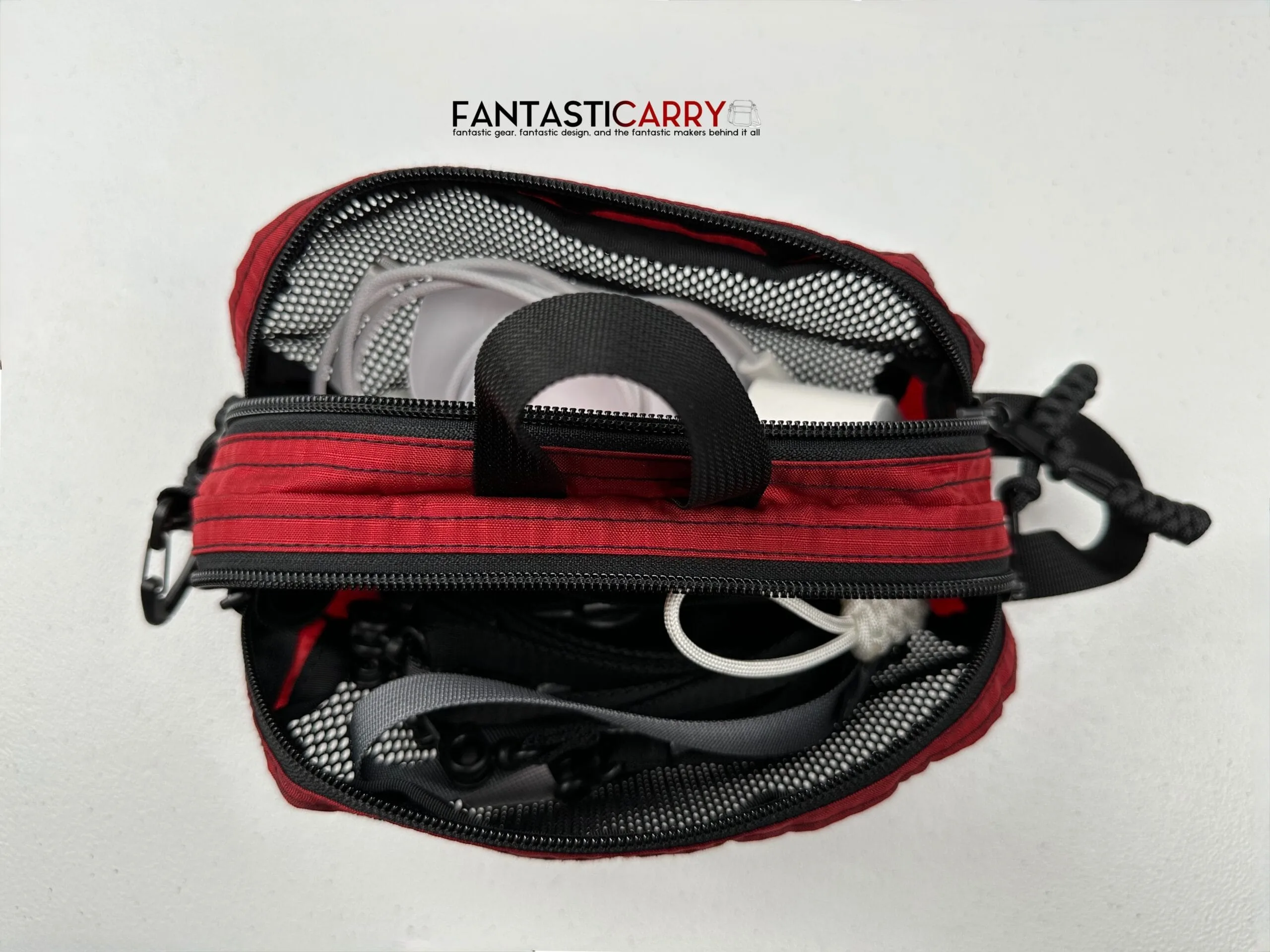 Tom Bihn – A Quick Review of the Small Snake Charmer